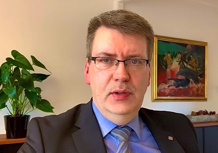 Vaktarskip og eftirbátar